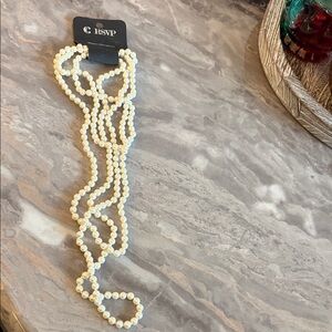 RSVP Elegant Cream Pearl Necklace‎